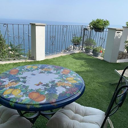 Gresy Appartamento Suite Positano Exteriér fotografie